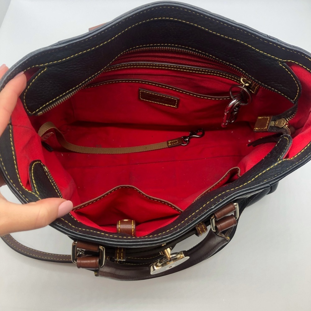 Dooney and Bourke purse - Picture 4 of 10